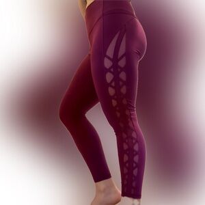 Lattice Side Panel lululemon Leggings - Deep Plum